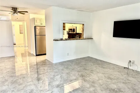 900 Atlantic Shores Blvd # 126, Hallandale Beach FL 33009