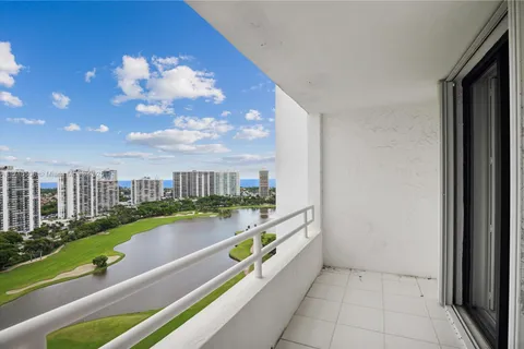 20355 NE 34th Ct # 1828, Aventura FL 33180