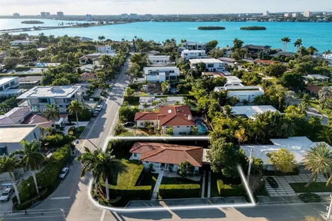 10110 E Broadview Dr, Bay Harbor Islands FL 33154