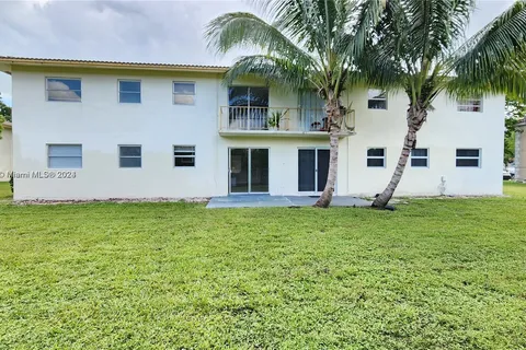 3090 Coral Springs Dr # 1, Coral Springs FL 33065