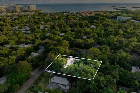 2850 Natoma St, Coconut Grove FL 33133