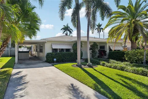 114 NE 2nd Pl, Dania Beach FL 33004