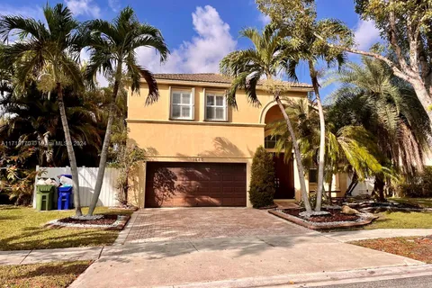 1540 SW 171st Ter, Pembroke Pines FL 33027