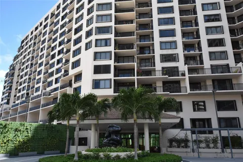 540 Brickell Key Dr # 404, Miami FL 33131