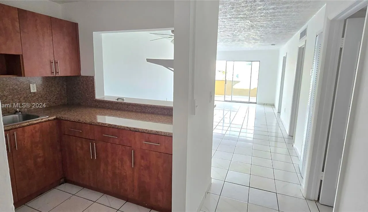 6070 W 18th Ave # 303, Hialeah FL 33012