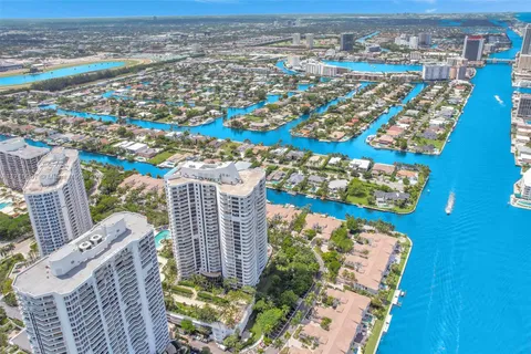 21150 Point Pl # 1101, Aventura FL 33180