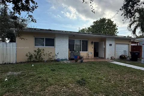 1082 NE 179th Ter, North Miami Beach FL 33162