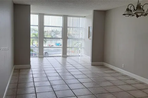 701 Three Islands # 314, Hallandale Beach FL 33009