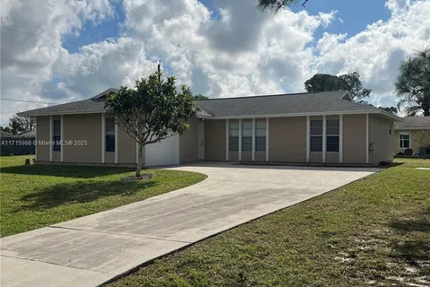 592 SW Todd Ave, Port St. Lucie FL 34983