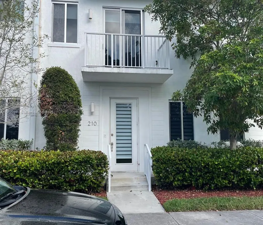 2621 NE 212th Terrace # 210, Aventura FL 33180