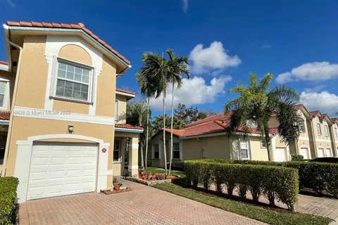 11625 NW 47th Dr, Coral Springs FL 33076