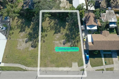 1744 10th st, Sarasota FL 34236