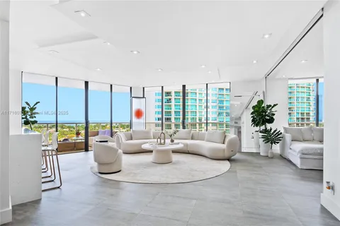20281 E Country Club Dr # 808, Aventura FL 33180