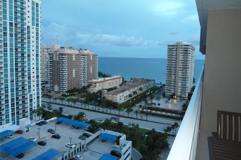 1965 S Ocean Dr # 18H, Hallandale Beach FL 33009