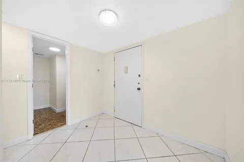 1865 S Ocean Dr # 4A, Hallandale Beach FL 33009