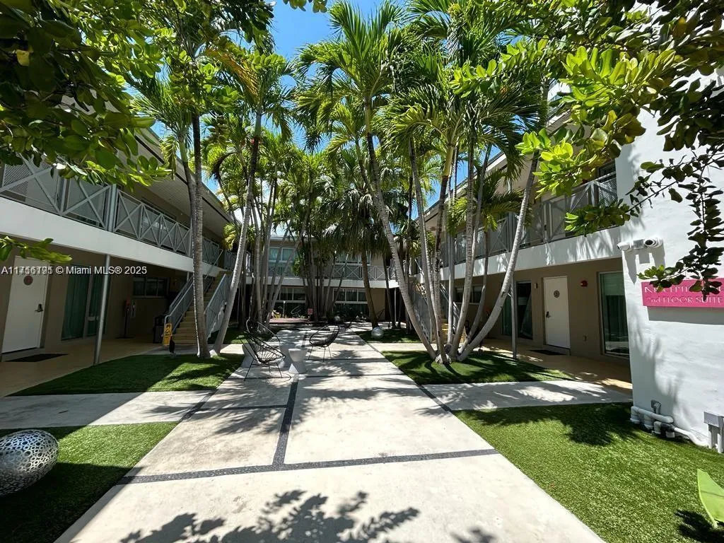 1816 Meridian Ave # 10, Miami Beach FL 33139