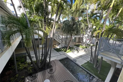 1816 Meridian Ave # 10, Miami Beach FL 33139