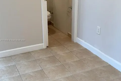 7561 Venetian St # 4, Miramar FL 33023
