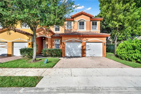 8450 NW 113th Psge, Doral FL 33178