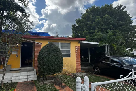 5410 SW 2nd St, Miami FL 33134