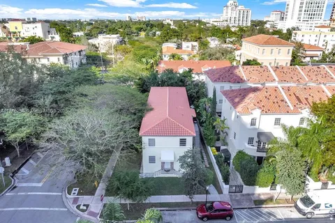 291 Navarre Ave, Coral Gables FL 33134