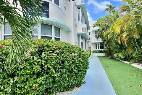 315 W 28th St # 11, Miami Beach FL 33140