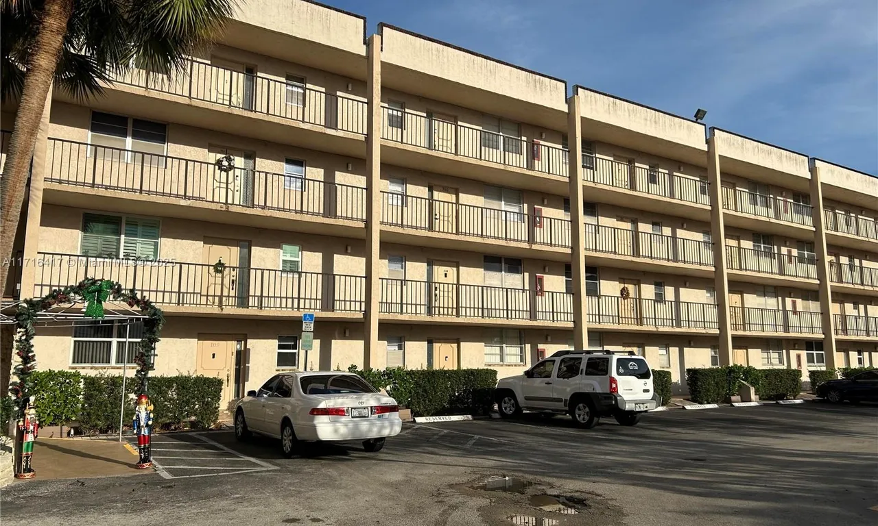 2551 Aragon Blvd # 310, Sunrise FL 33322