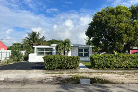 2625 NW 55th St # 2, Miami FL 33142