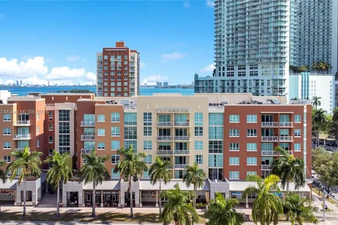 2001 Biscayne Blvd # 2317, Miami FL 33137