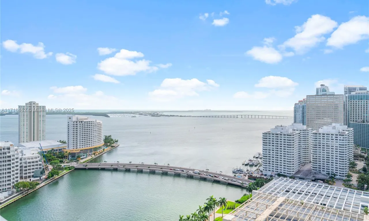 495 Brickell Ave # 2709, Miami FL 33131