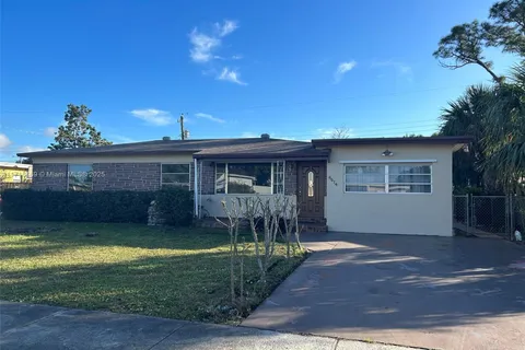 6614 SW 20th St, Miramar FL 33023