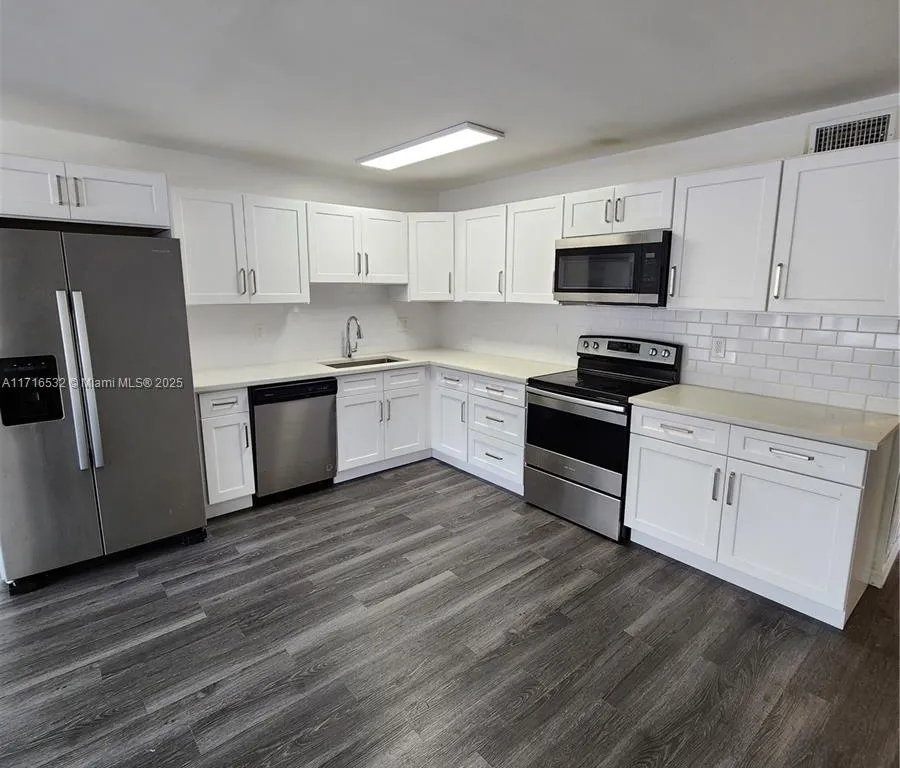 5601 NW 27th Ct # 5601, Lauderhill FL 33313