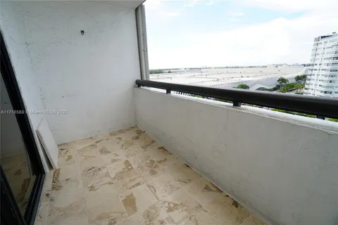 1775 Washington Ave # 11C, Miami Beach FL 33139