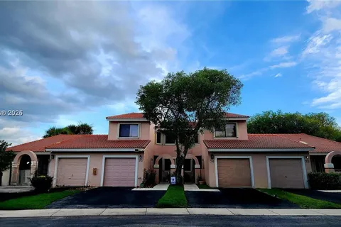 16624 Greens Edge Cir # 75, Weston FL 33326