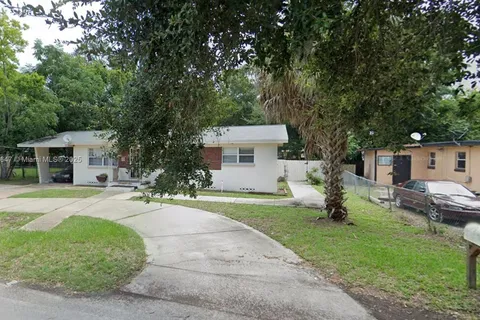 317 Parkway St, Daytona FL 32114