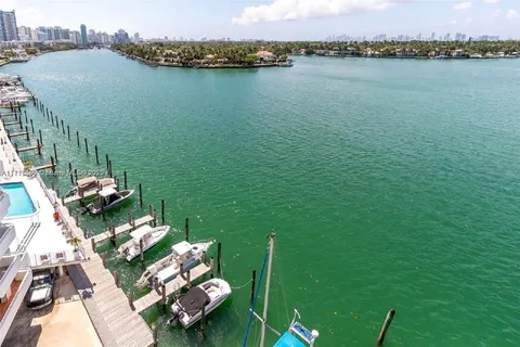 6830 Indian Creek Dr # 8E, Miami Beach FL 33141