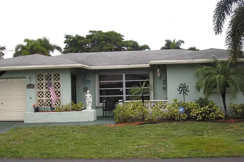 4723 NW 44th St, Tamarac FL 33319