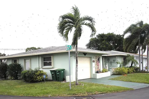 4723 NW 44th St, Tamarac FL 33319