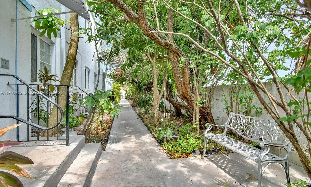 1619 Meridian Ave # 5, Miami Beach FL 33139