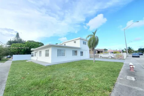 291 W 41st St # 0, Hialeah FL 33012