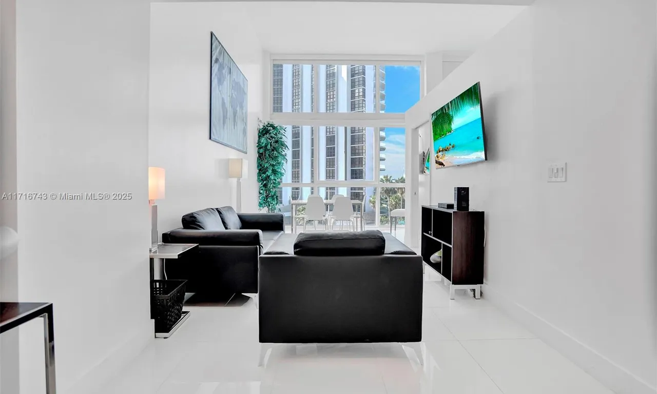 5445 Collins Ave # 14, Miami Beach FL 33140