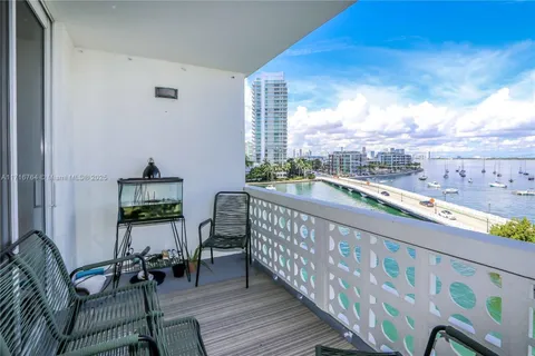 1670 Lincoln Ct # 6B, Miami Beach FL 33139