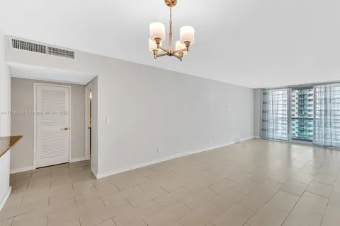 19380 Collins Ave # 1005, Sunny Isles Beach FL 33160