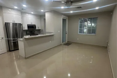 6031 SW 19th St # 6031, North Lauderdale FL 33068