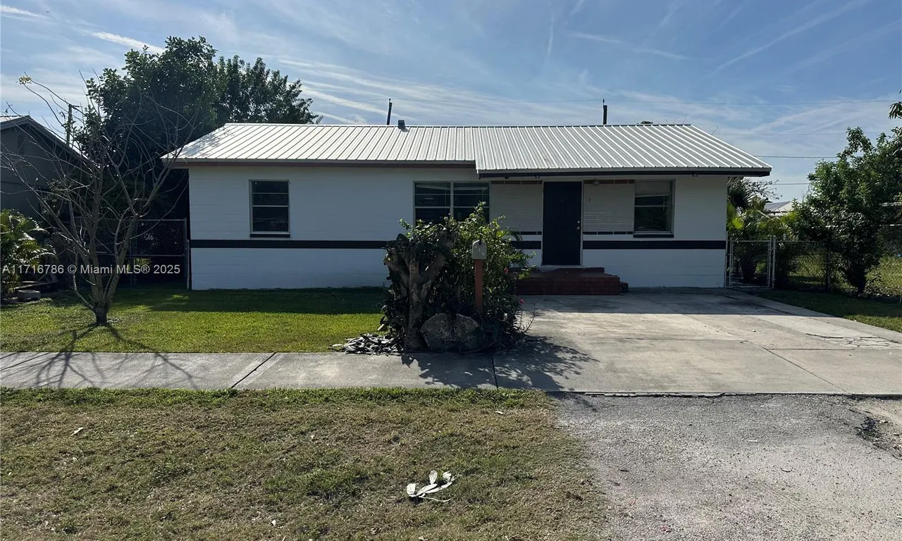 430 E TRINIDAD AVE, Clewiston FL 33440