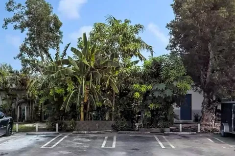 26701 SW 137th Ave # 26701, Homestead FL 33032