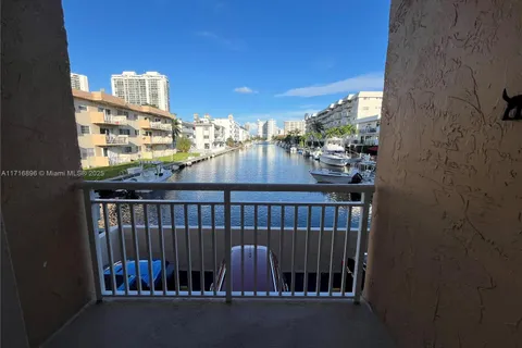 17051 NE 35th Ave # 110, North Miami Beach FL 33160