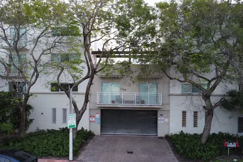 630 85th St # 107, Miami Beach FL 33141