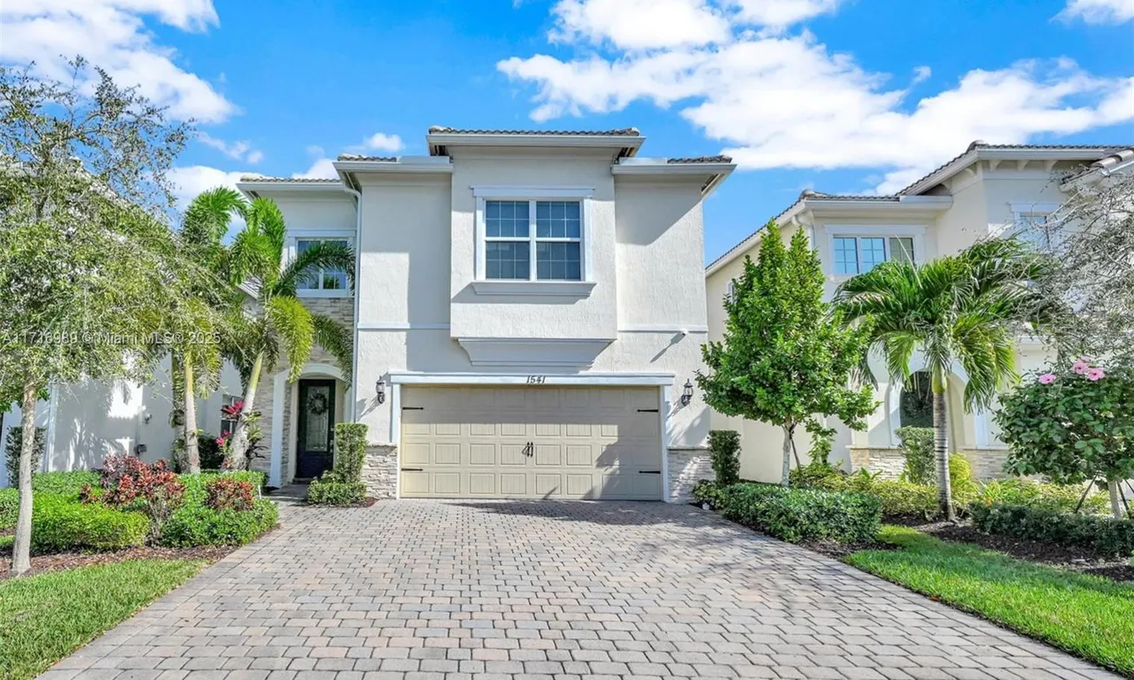 1541 Trailhead Ter, Hollywood FL 33021