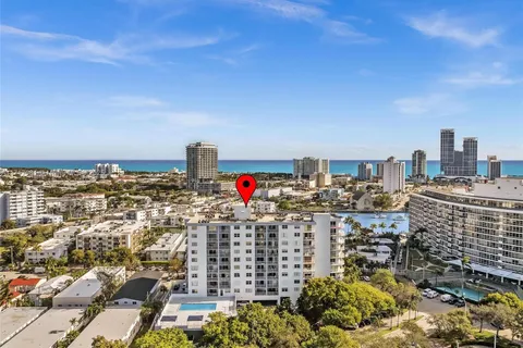 6900 Bay Dr # 4F, Miami Beach FL 33141